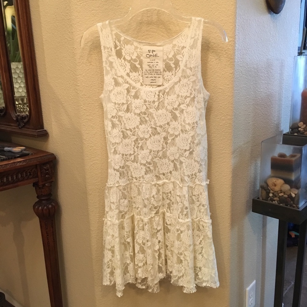 FREE PEOPLE ONE Women White Hand Made Lace Boho Festival Dress Size Xsmall